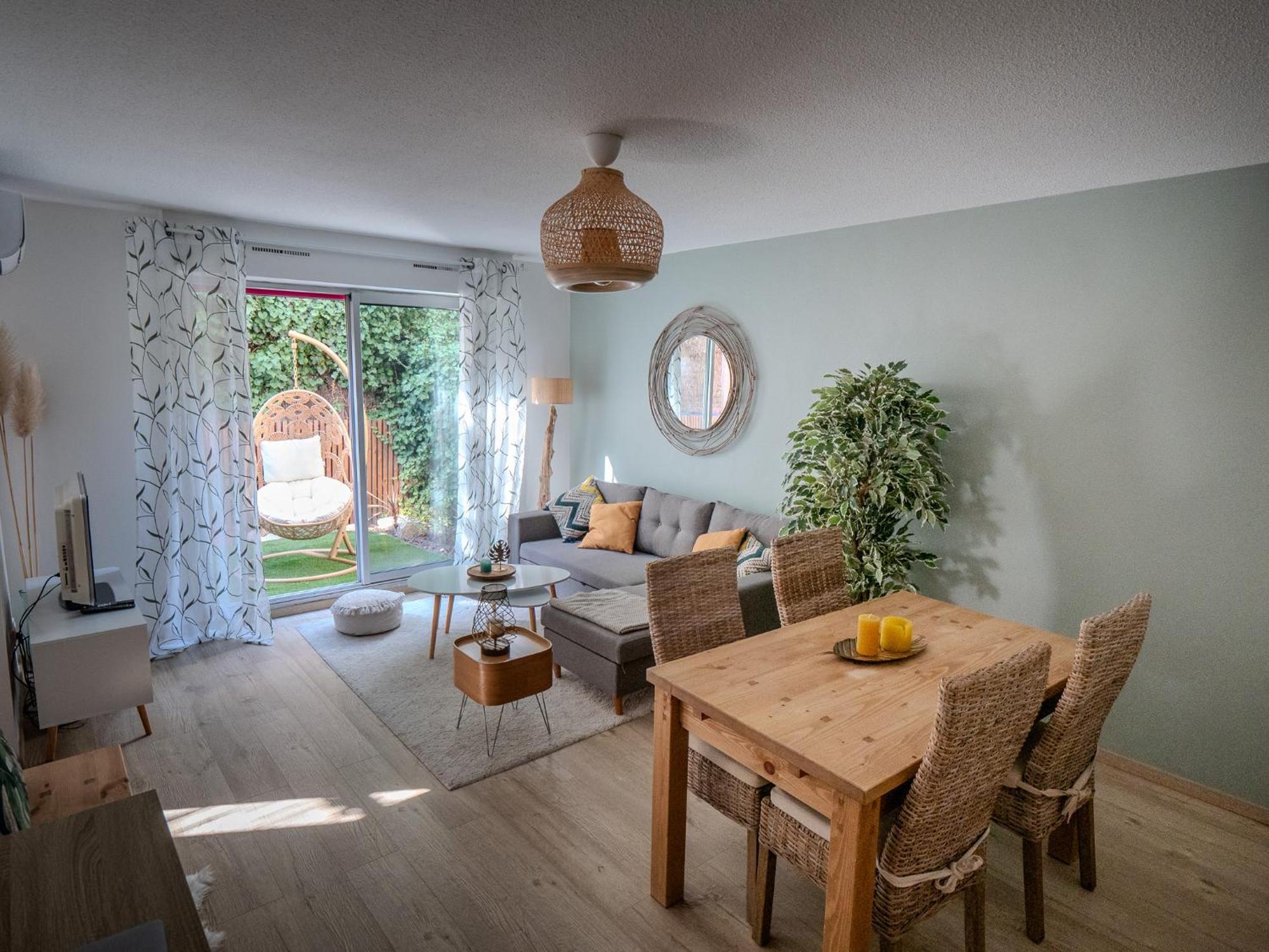 Rare & Confidentiel A Montpellier Apartment ภายนอก รูปภาพ